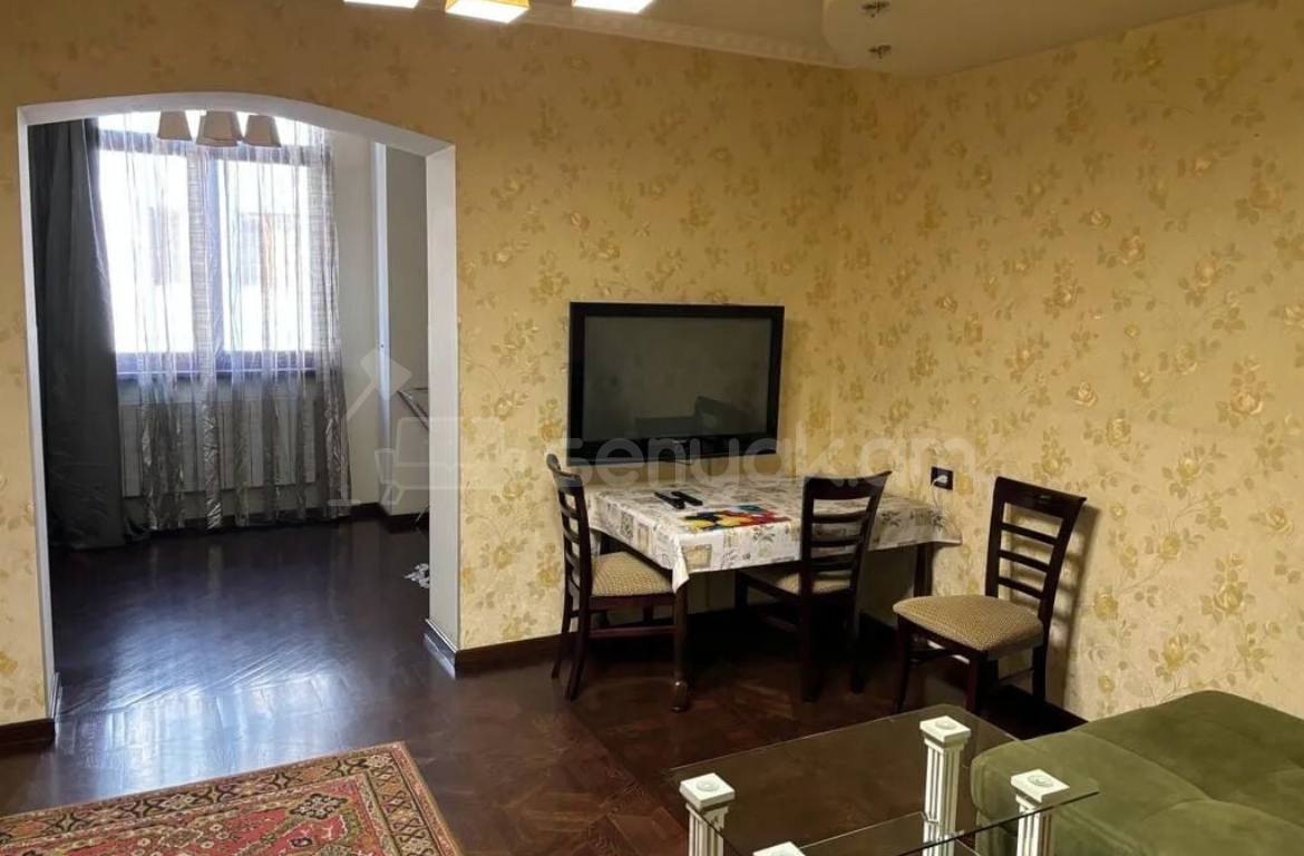 2 Սենյականոց Բնակարան Քարե Շենքում, 75քմ, 4/4 հարկ, Կապիտալ Վերանորոգված, Կահավորված