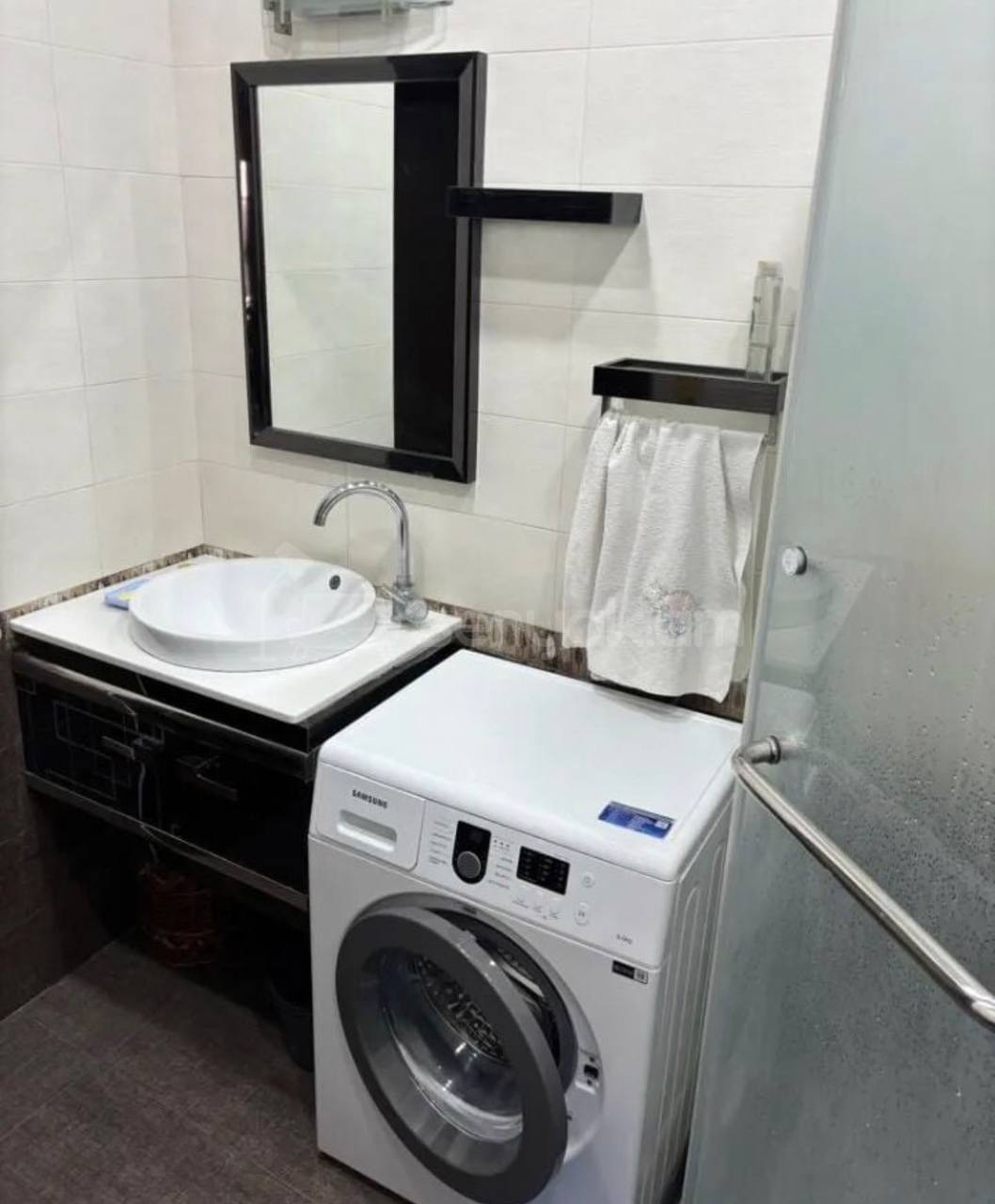 2 Սենյականոց Բնակարան Քարե Շենքում, 75քմ, 4/4 հարկ, Կապիտալ Վերանորոգված, Կահավորված