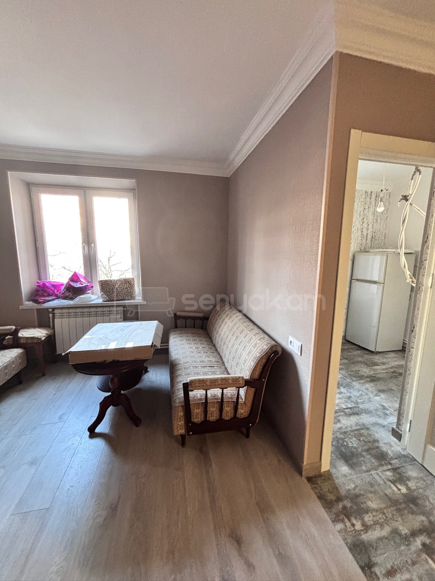 1 Սենյականոց Բնակարան Քարե Շենքում, 38քմ, 3/4 հարկ, Կապիտալ Վերանորոգված, Կահավորված