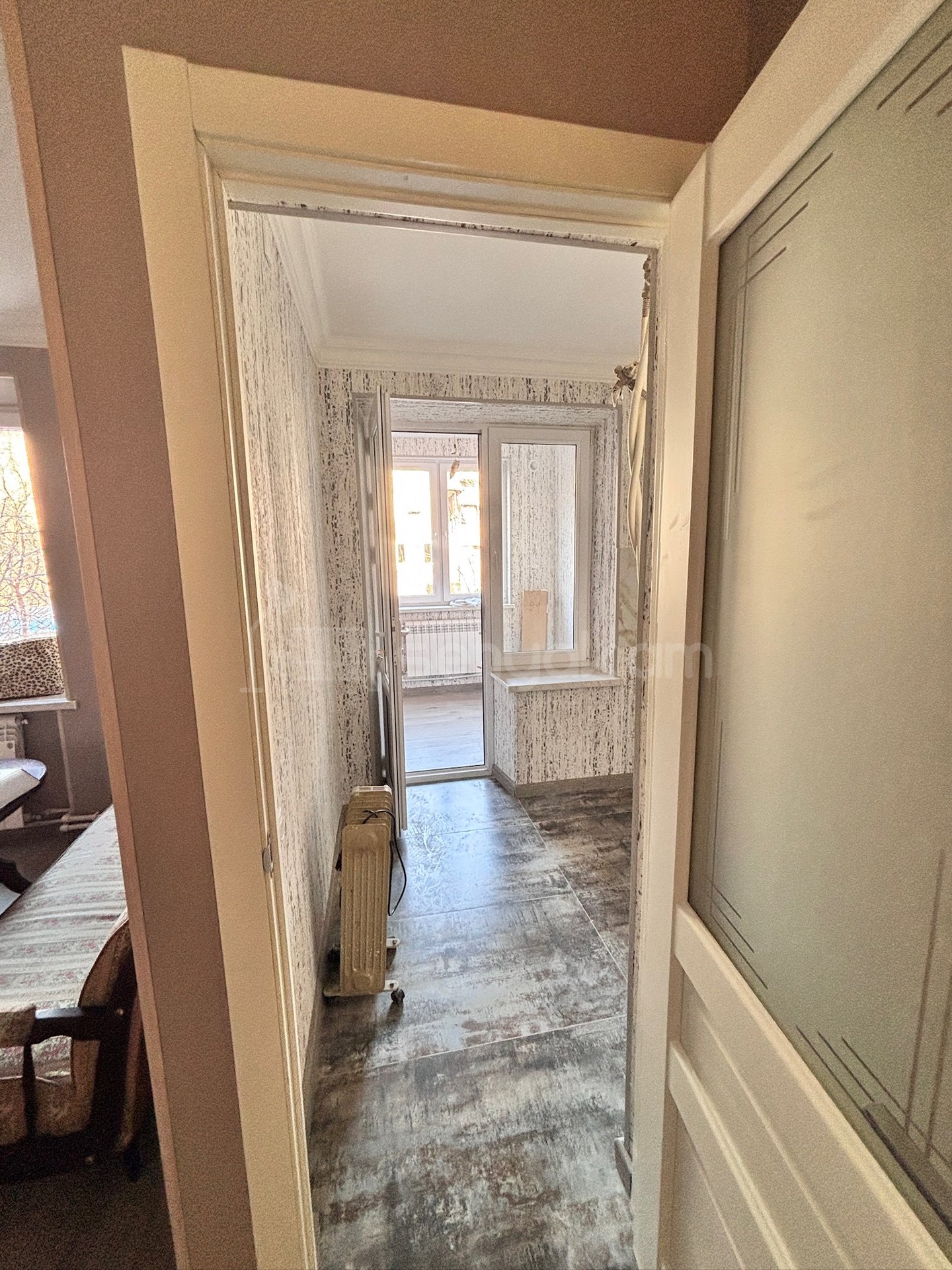 1 Սենյականոց Բնակարան Քարե Շենքում, 38քմ, 3/4 հարկ, Կապիտալ Վերանորոգված, Կահավորված