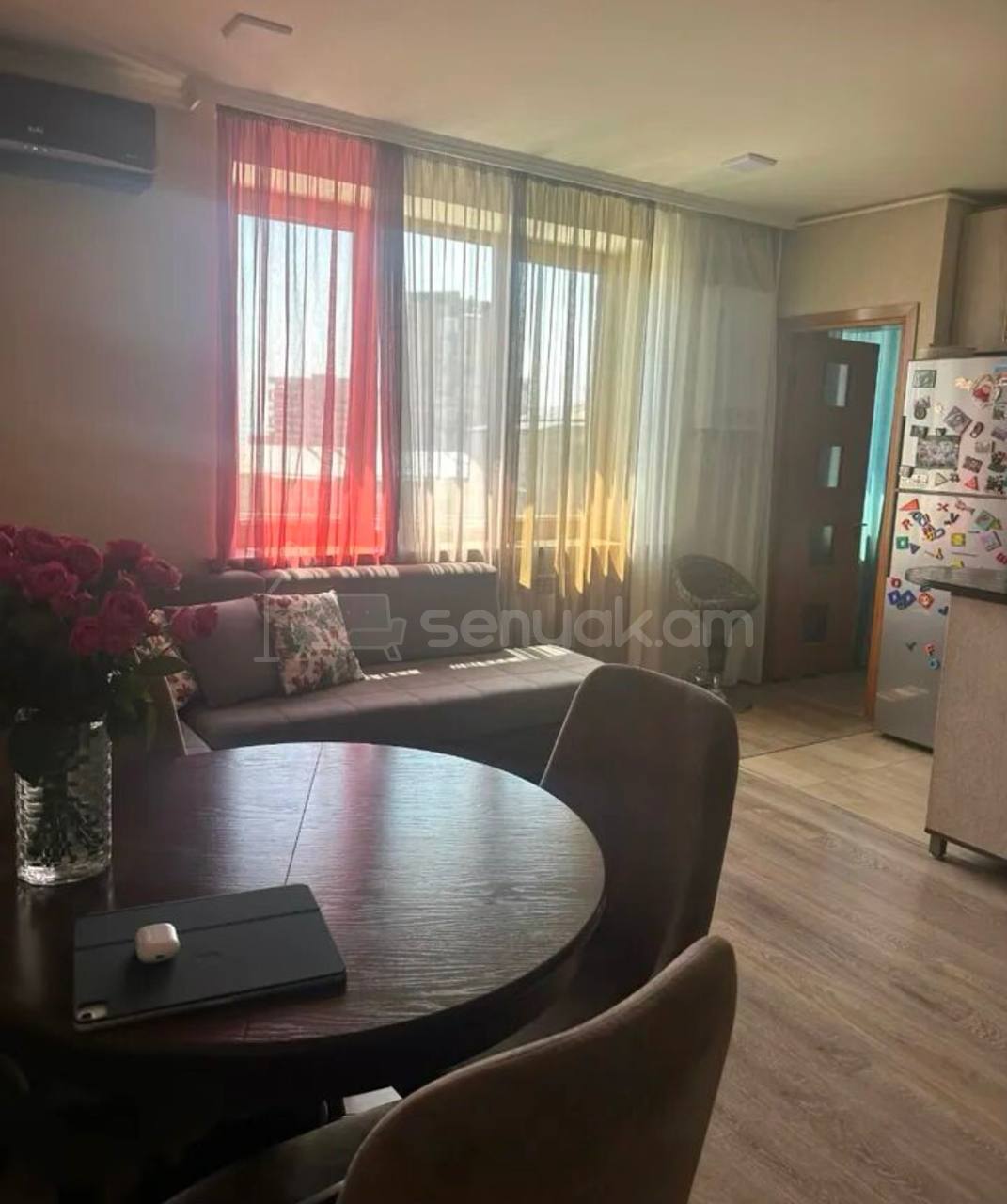 3 Սենյականոց Բնակարան Քարե Շենքում, 45քմ, 4/5 հարկ, Կապիտալ Վերանորոգված, Կահավորված, Արևկող