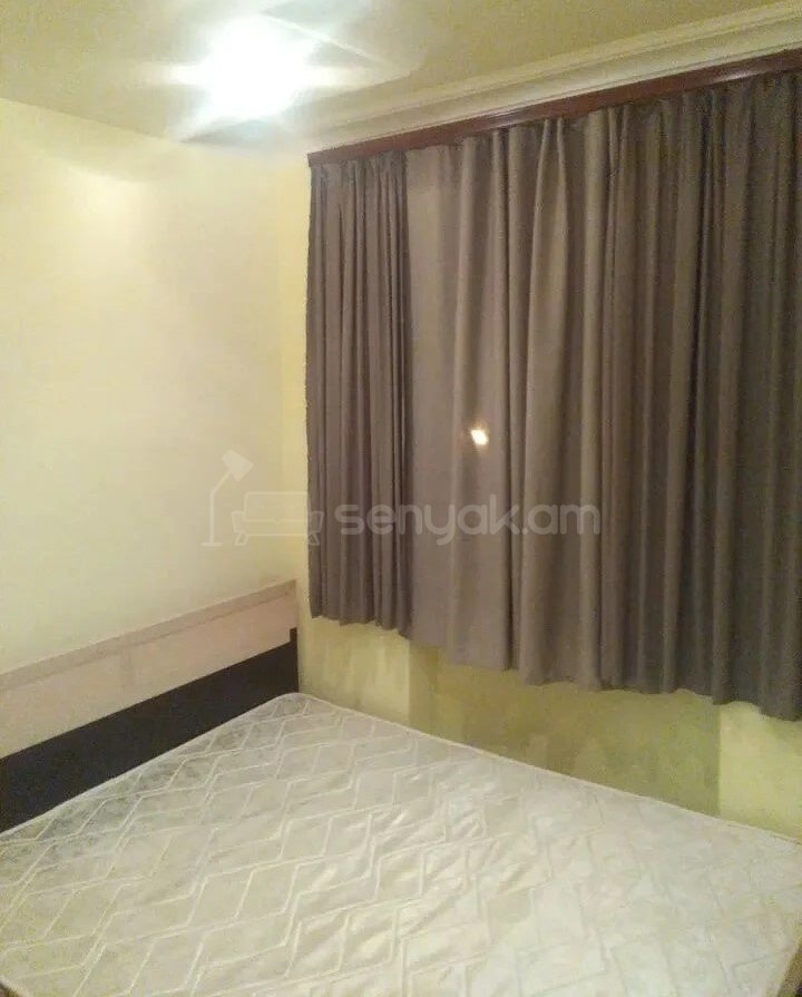 1 Սենյականոց Բնակարան Քարե Շենքում, 29քմ, 3/4 հարկ, Նորմալ Վիճակում