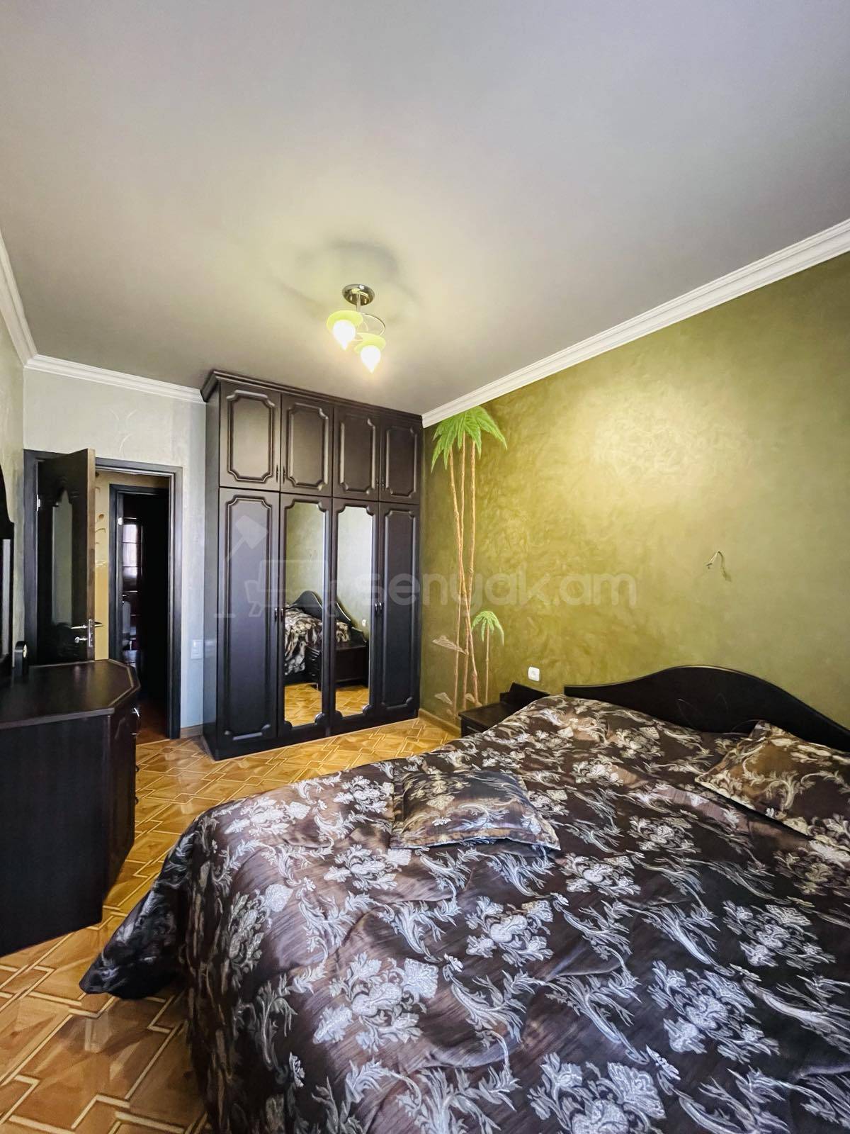 3 Սենյականոց Բնակարան, 80քմ, 8/12 հարկ, Կապիտալ Վերանորոգված, Կահավորված