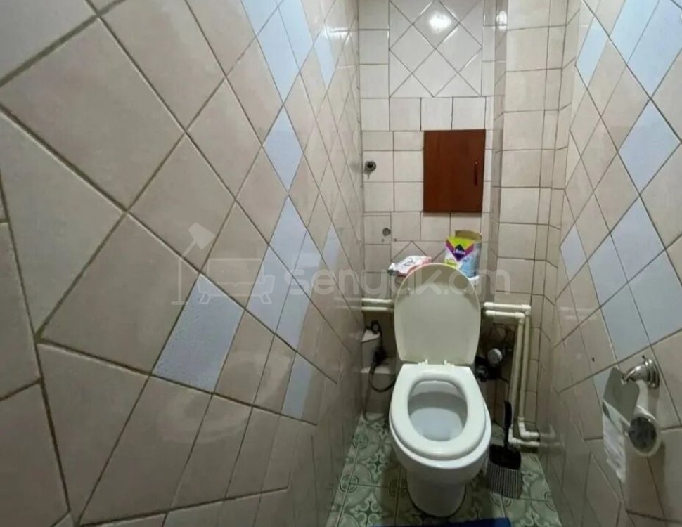 4 Սենյականոց Բնակարան Քարե Շենքում, 98քմ, 2/5 հարկ, Կոսմետիկ Վերանորոգված