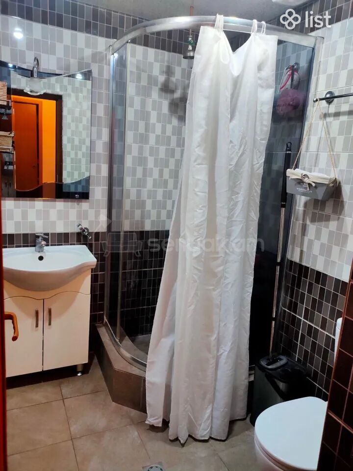 2 Սենյականոց Բնակարան Քարե Շենքում, 58քմ, 3/4 հարկ, Կապիտալ Վերանորոգված