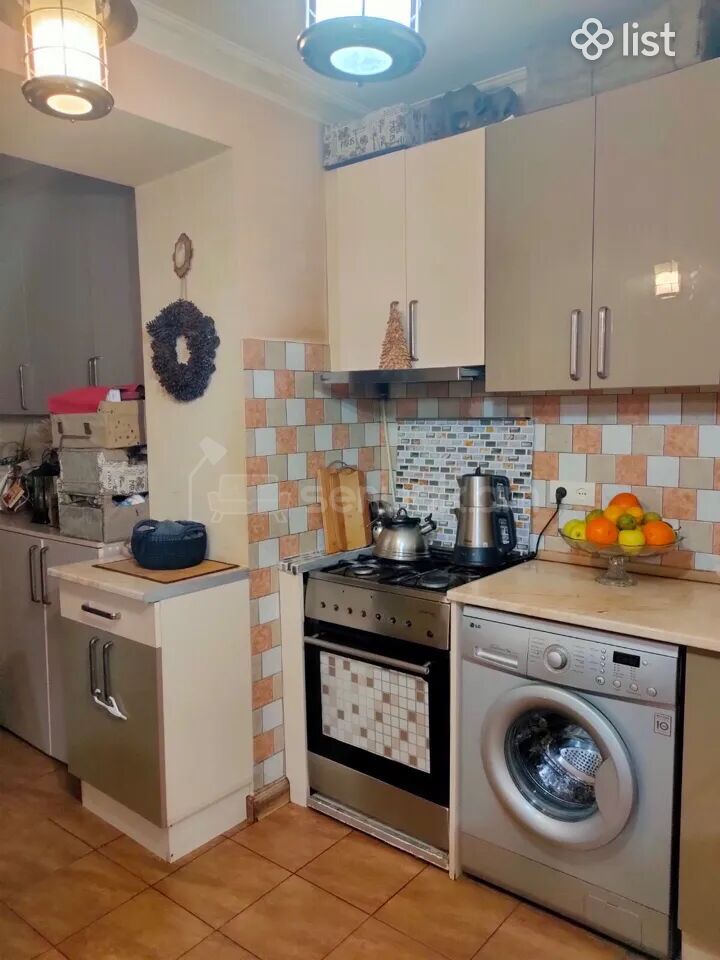 2 Սենյականոց Բնակարան Քարե Շենքում, 58քմ, 3/4 հարկ, Կապիտալ Վերանորոգված