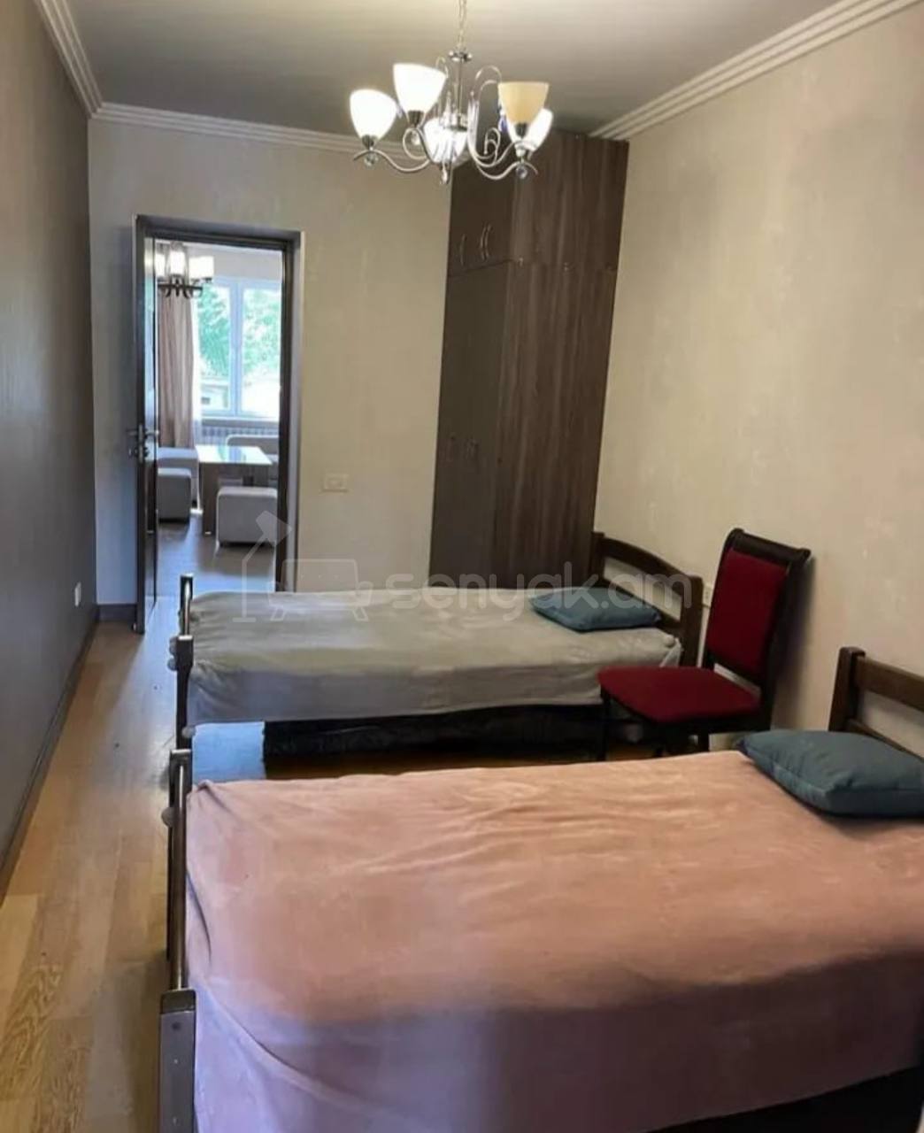 3 Սենյականոց Բնակարան Քարե Շենքում, 65քմ, 2/5 հարկ, Կապիտալ Վերանորոգված, Կահավորված, Արևկող