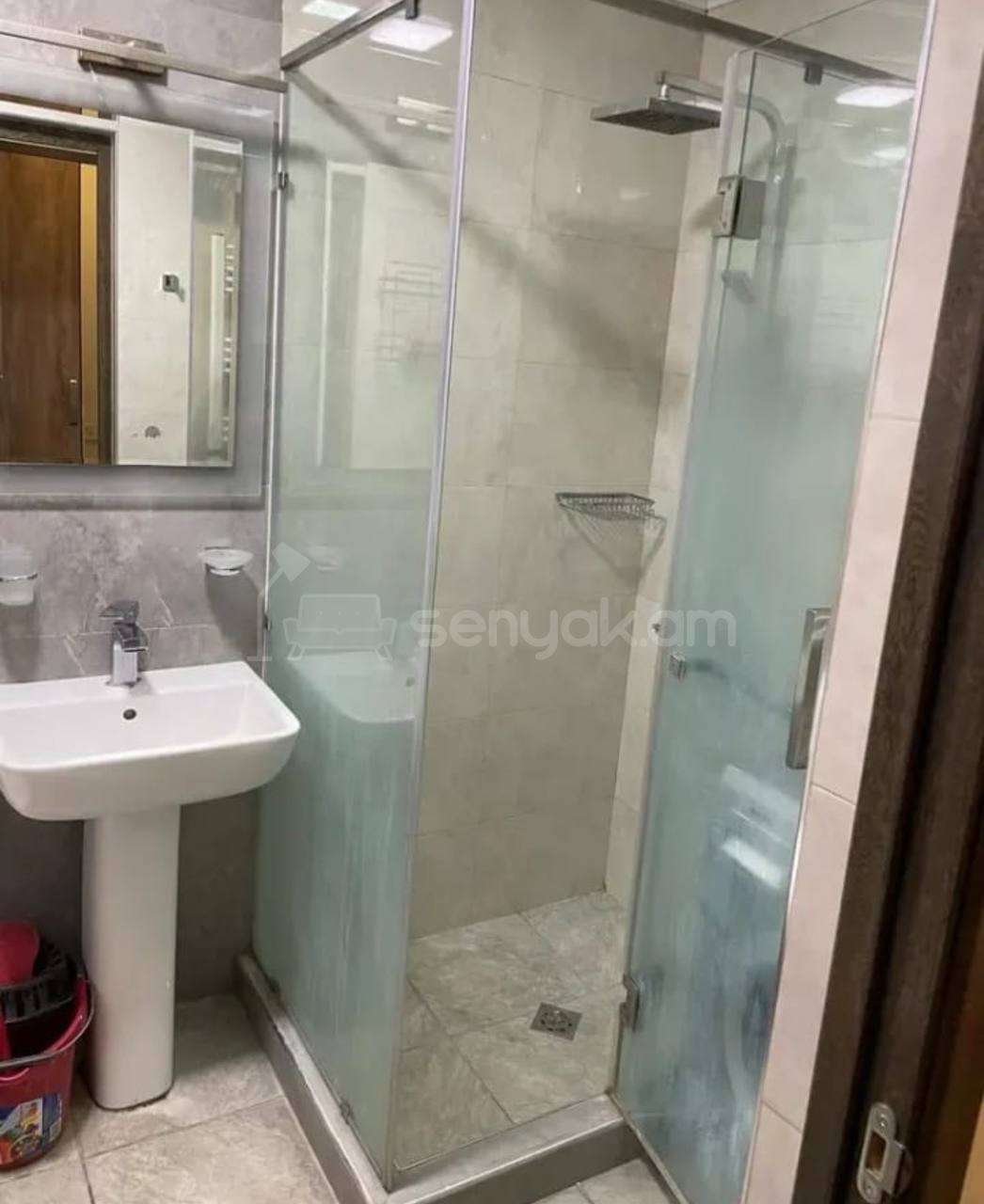 3 Սենյականոց Բնակարան Քարե Շենքում, 65քմ, 2/5 հարկ, Կապիտալ Վերանորոգված, Կահավորված, Արևկող