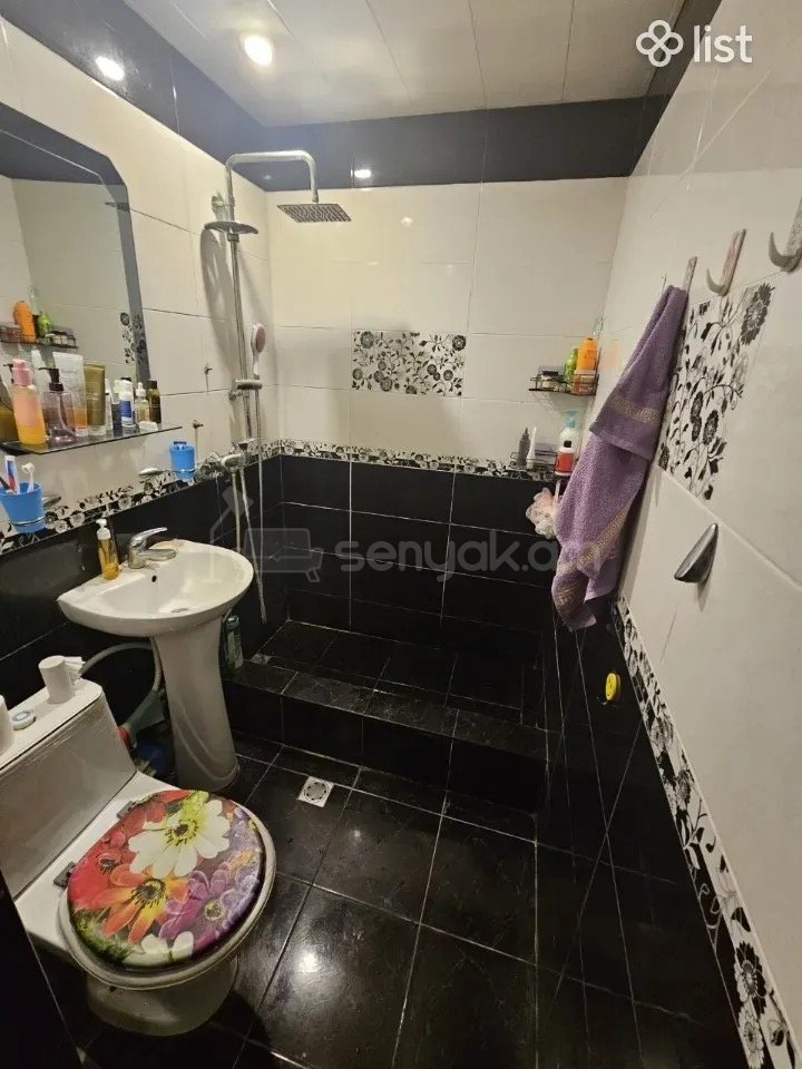 1 Սենյականոց Բնակարան Քարե Շենքում, 38քմ, 4/5 հարկ, Կապիտալ Վերանորոգված, Կահավորված