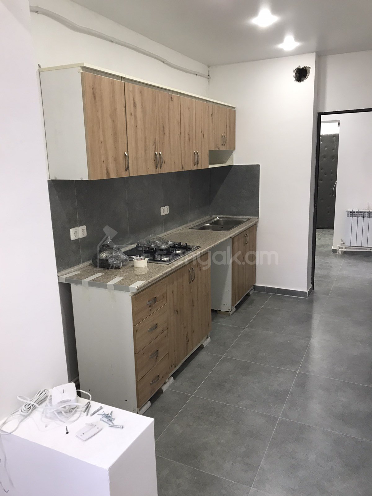 2 Սենյականոց Բնակարան, 54քմ, 3/9 հարկ, Կապիտալ Վերանորոգված, Մասամբ Կահավորված, Արևկող