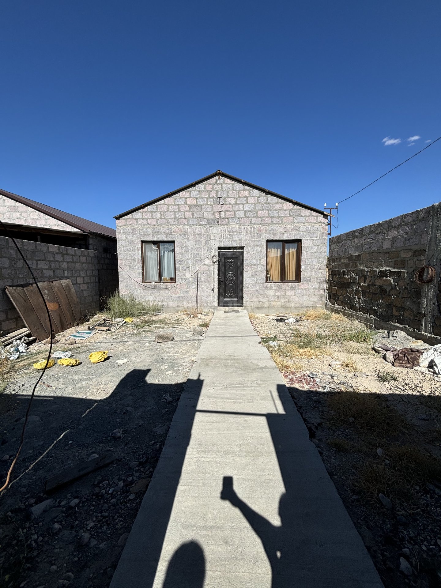 3 Սենյականոց Սեփական Տուն, 68քմ, Կոսմետիկ Վերանորոգված, Կահավորված