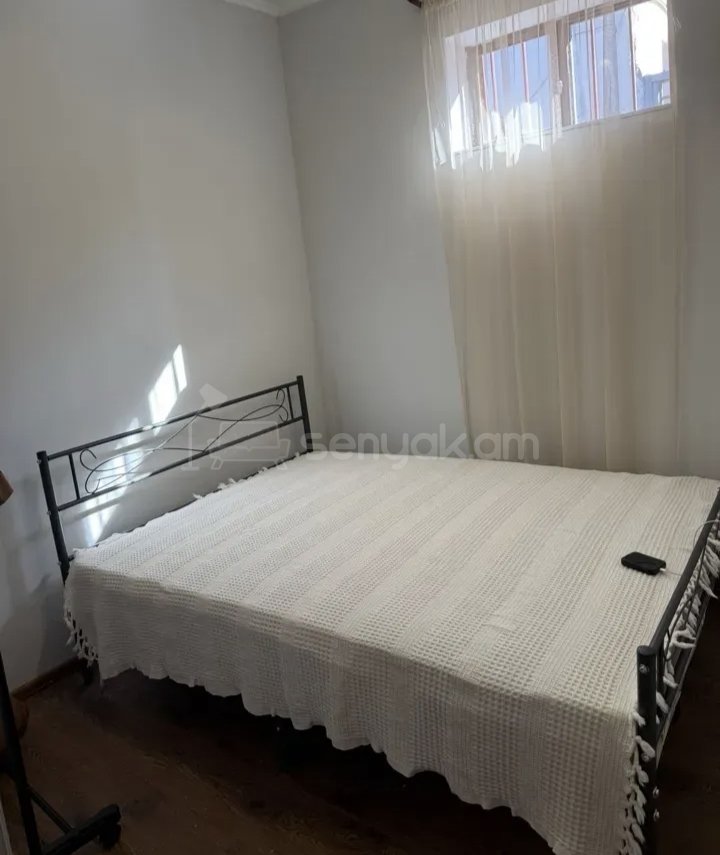 1 Սենյականոց Բնակարան Քարե Շենքում, 45քմ, 1/1 հարկ, Կապիտալ Վերանորոգված, Կահավորված