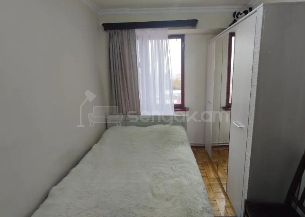 4 Սենյականոց Բնակարան, 90քմ, 6/9 հարկ, Նորմալ Վիճակում