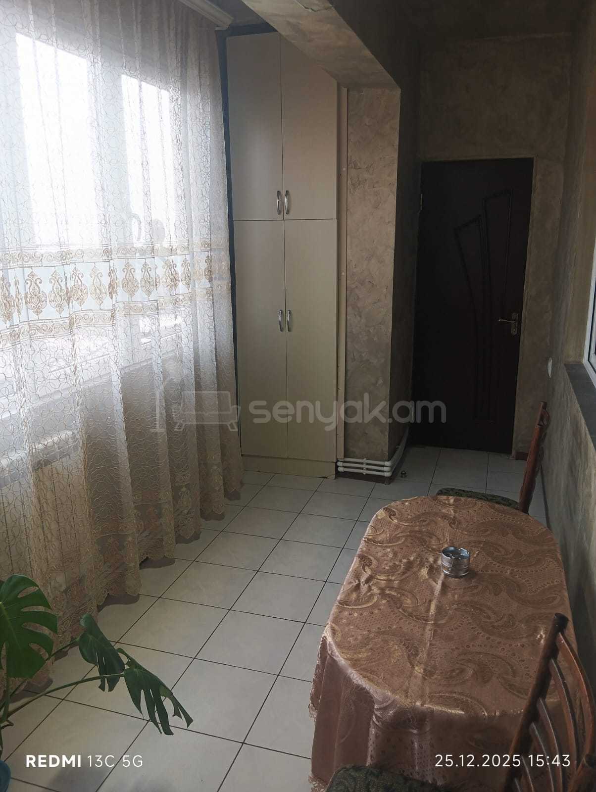 3 Սենյականոց Բնակարան, 76քմ, 3/9 հարկ, Կապիտալ Վերանորոգված