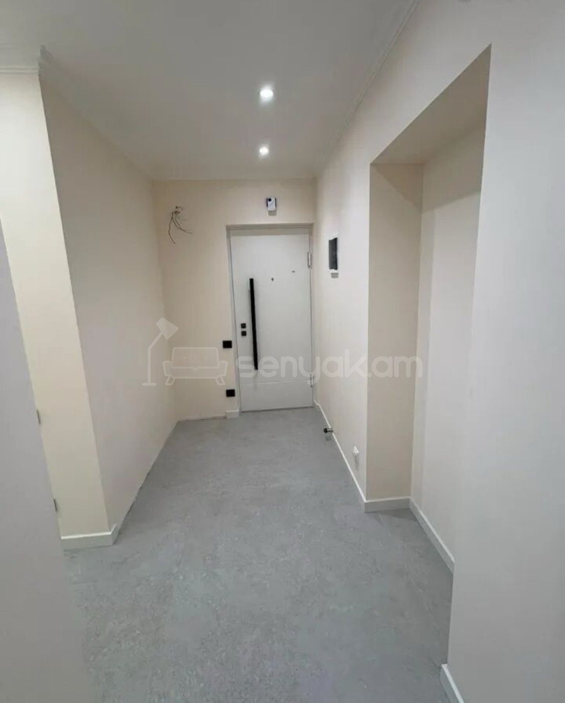 3 Սենյականոց Բնակարան Քարե Շենքում, 107քմ, 2/5 հարկ, Կապիտալ Վերանորոգված