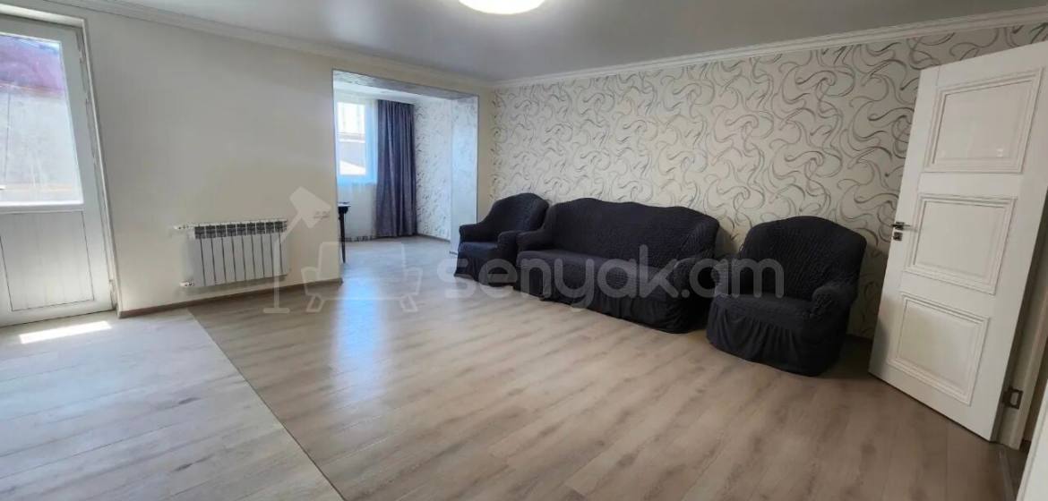 2 Սենյականոց Բնակարան Քարե Շենքում, 56քմ, 5/5 հարկ, Կապիտալ Վերանորոգված