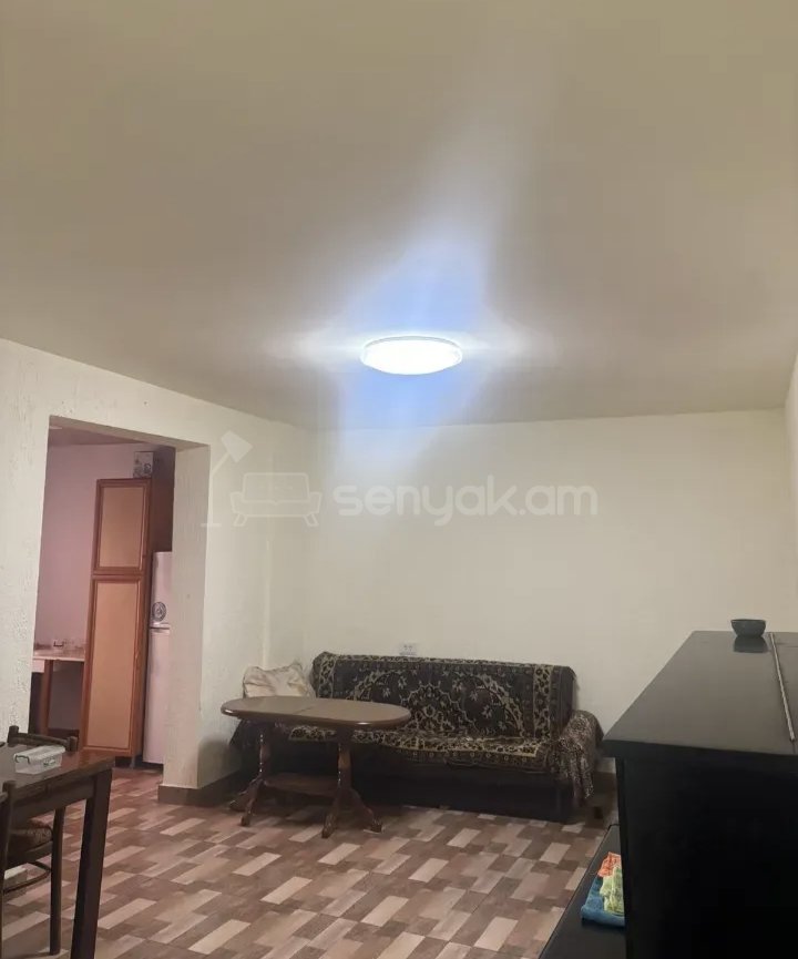 2 Սենյականոց Բնակարան Քարե Շենքում, 56քմ, 1/1 հարկ, Կապիտալ Վերանորոգված, Կահավորված