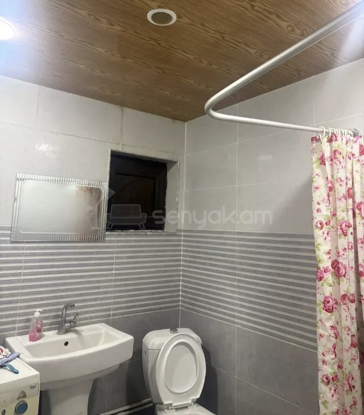 2 Սենյականոց Բնակարան Քարե Շենքում, 56քմ, 1/1 հարկ, Կապիտալ Վերանորոգված, Կահավորված