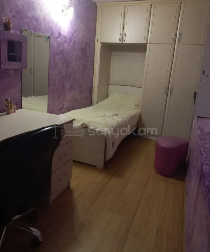 3 Սենյականոց Բնակարան Քարե Շենքում, 82քմ, 1/1 հարկ, Կապիտալ Վերանորոգված, Կահավորված, Արևկող