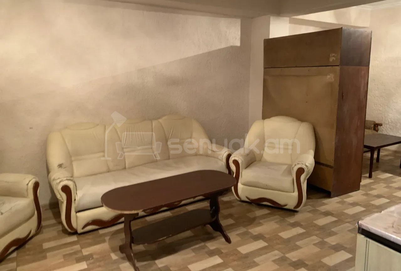 2 Սենյականոց Բնակարան, 52քմ, 1/4 հարկ, Նորմալ Վիճակում, Կահավորված