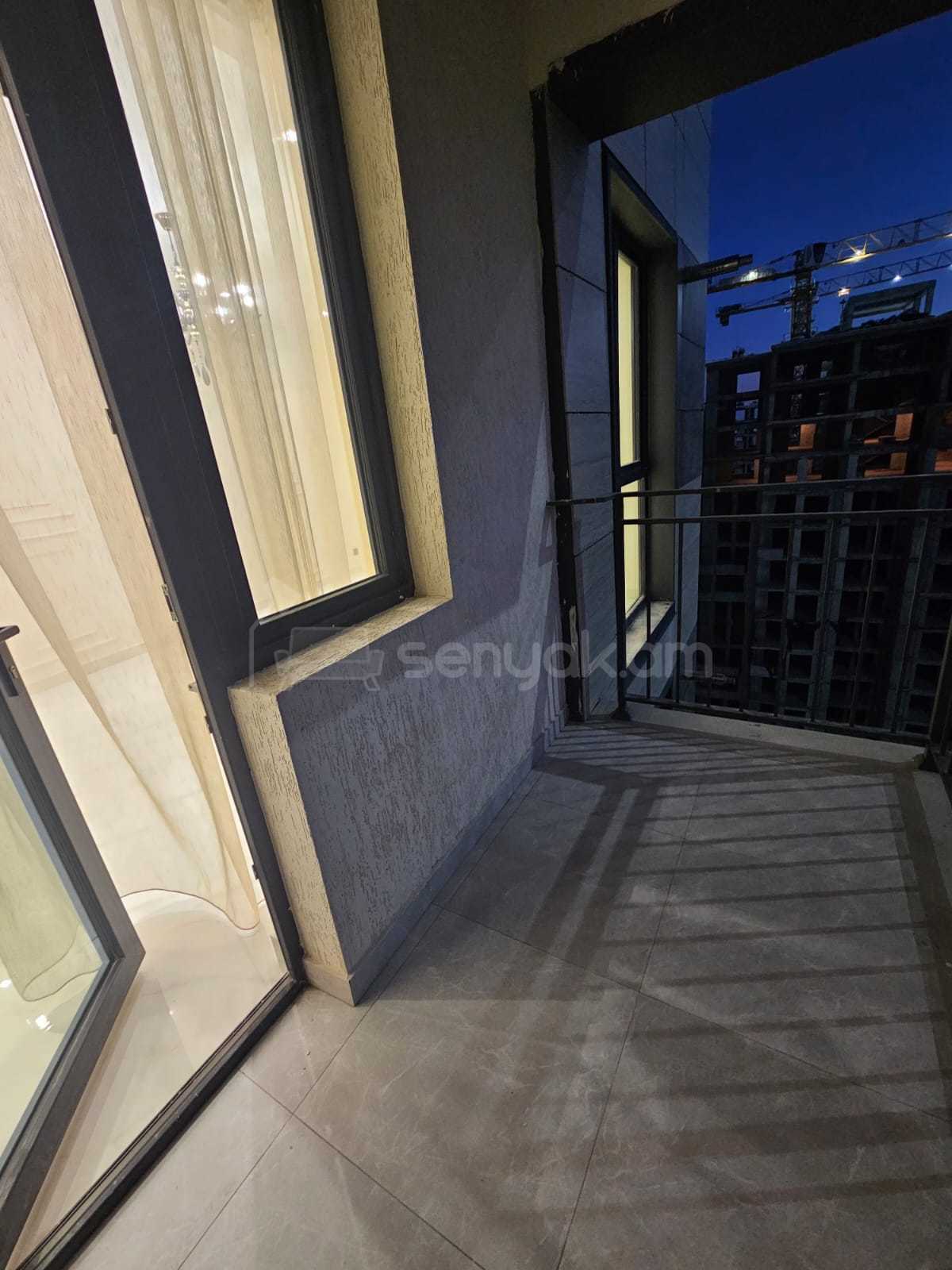 3 Սենյականոց Բնակարան Նորակառույցում, 74քմ, 14/14 հարկ, Դիզայներական Վերանորոգված