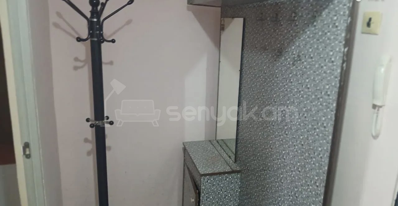 2 Սենյականոց Բնակարան Քարե Շենքում, 56քմ, 4/12 հարկ, Կապիտալ Վերանորոգված, Կահավորված, Արևկող