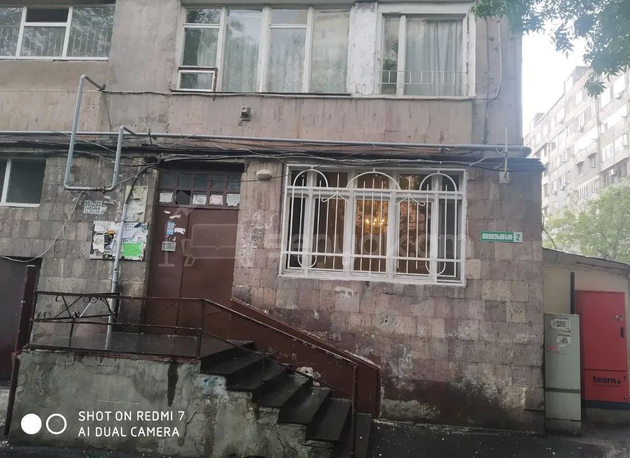 2 Սենյականոց Բնակարան, 62քմ, 2/9 հարկ, Կոսմետիկ Վերանորոգված