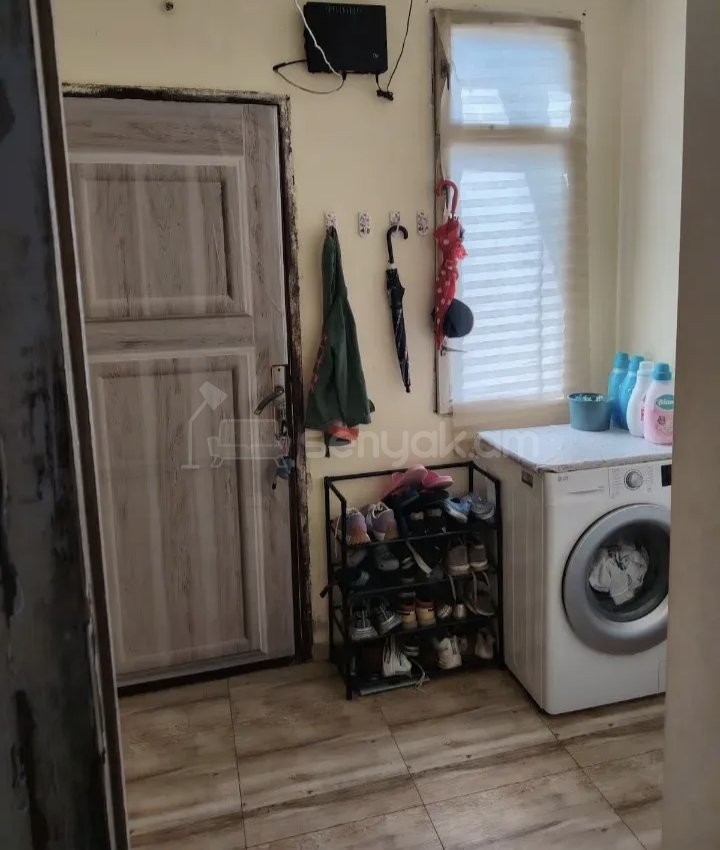 2 Սենյականոց Բնակարան Քարե Շենքում, 56քմ, 1/1 հարկ, Նորմալ Վիճակում, Կահավորված