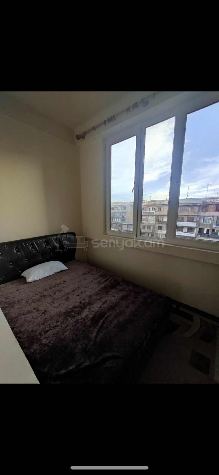 1 Սենյականոց Բնակարան Քարե Շենքում, 56քմ, 4/9 հարկ, Նորմալ Վիճակում, Կահավորված, Արևկող