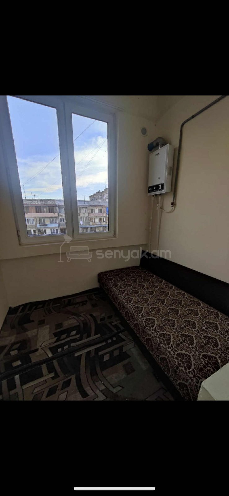 1 Սենյականոց Բնակարան Քարե Շենքում, 56քմ, 4/9 հարկ, Նորմալ Վիճակում, Կահավորված, Արևկող