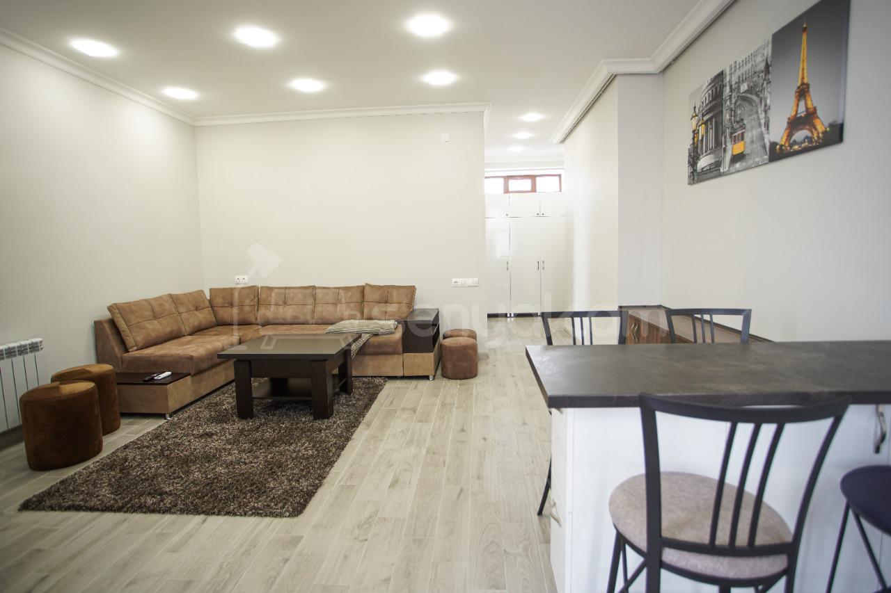 2 Սենյականոց Բնակարան Նորակառույցում, 55քմ, 8/12 հարկ, Դիզայներական Վերանորոգված