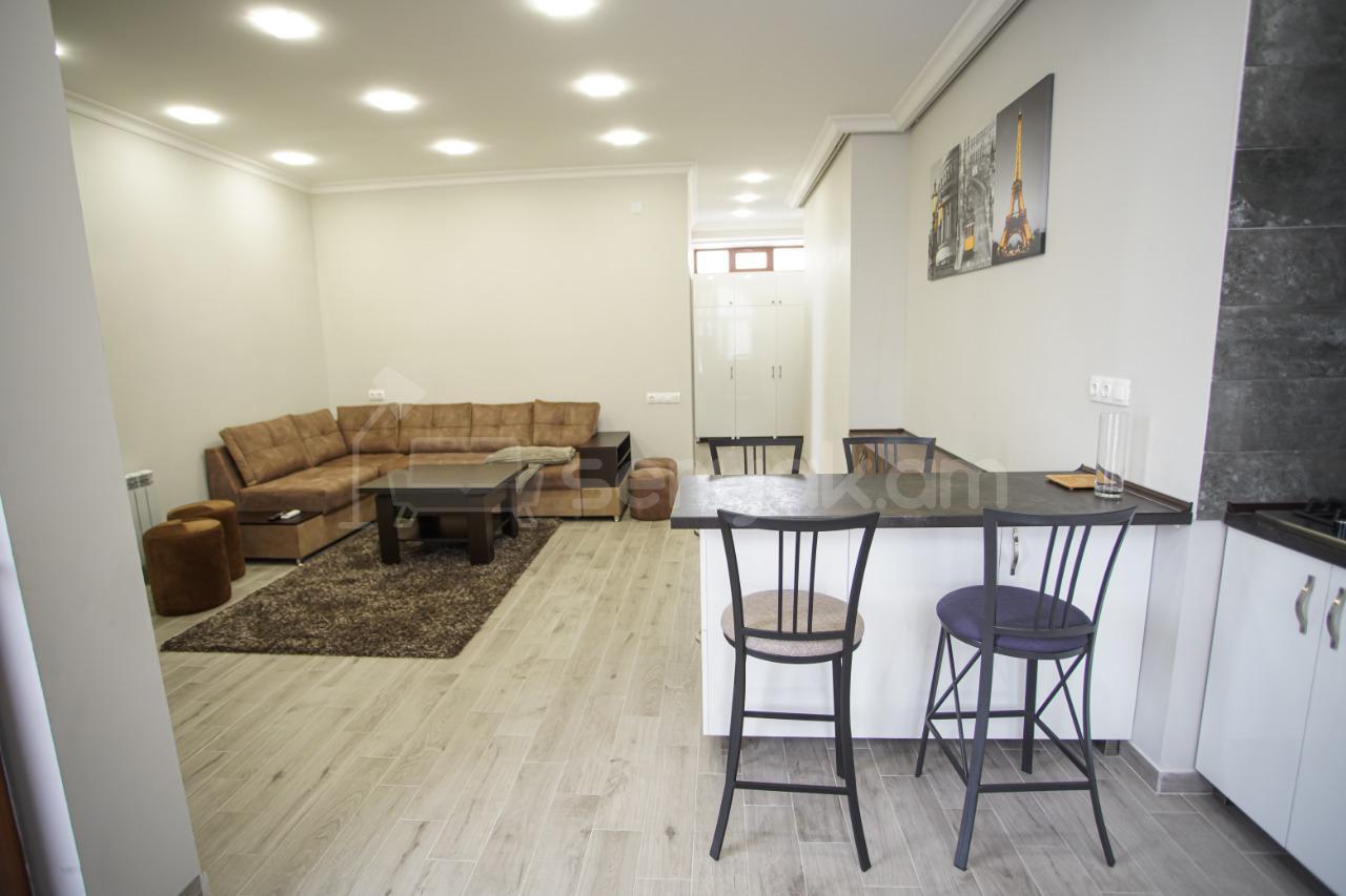 2 Սենյականոց Բնակարան Նորակառույցում, 55քմ, 8/12 հարկ, Դիզայներական Վերանորոգված