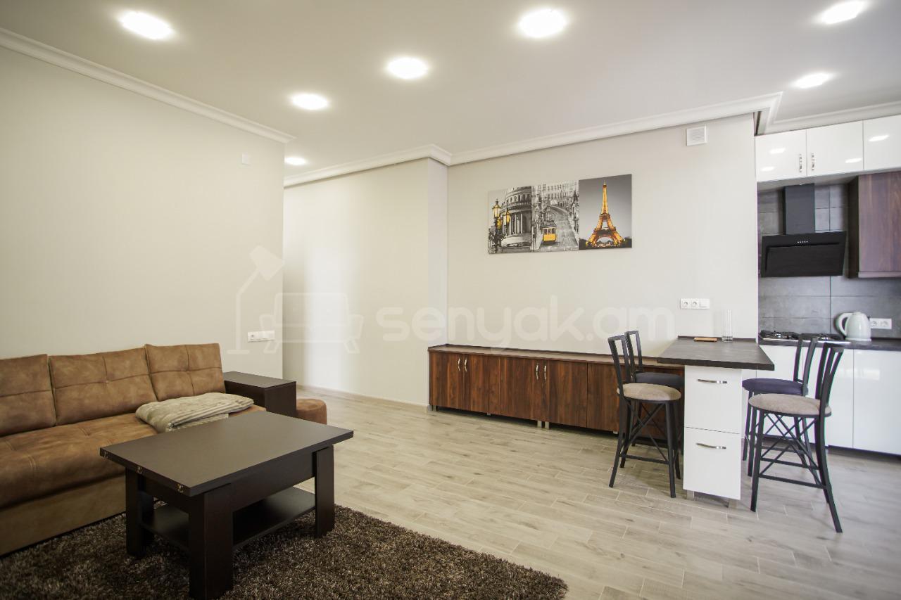 2 Սենյականոց Բնակարան Նորակառույցում, 55քմ, 8/12 հարկ, Դիզայներական Վերանորոգված