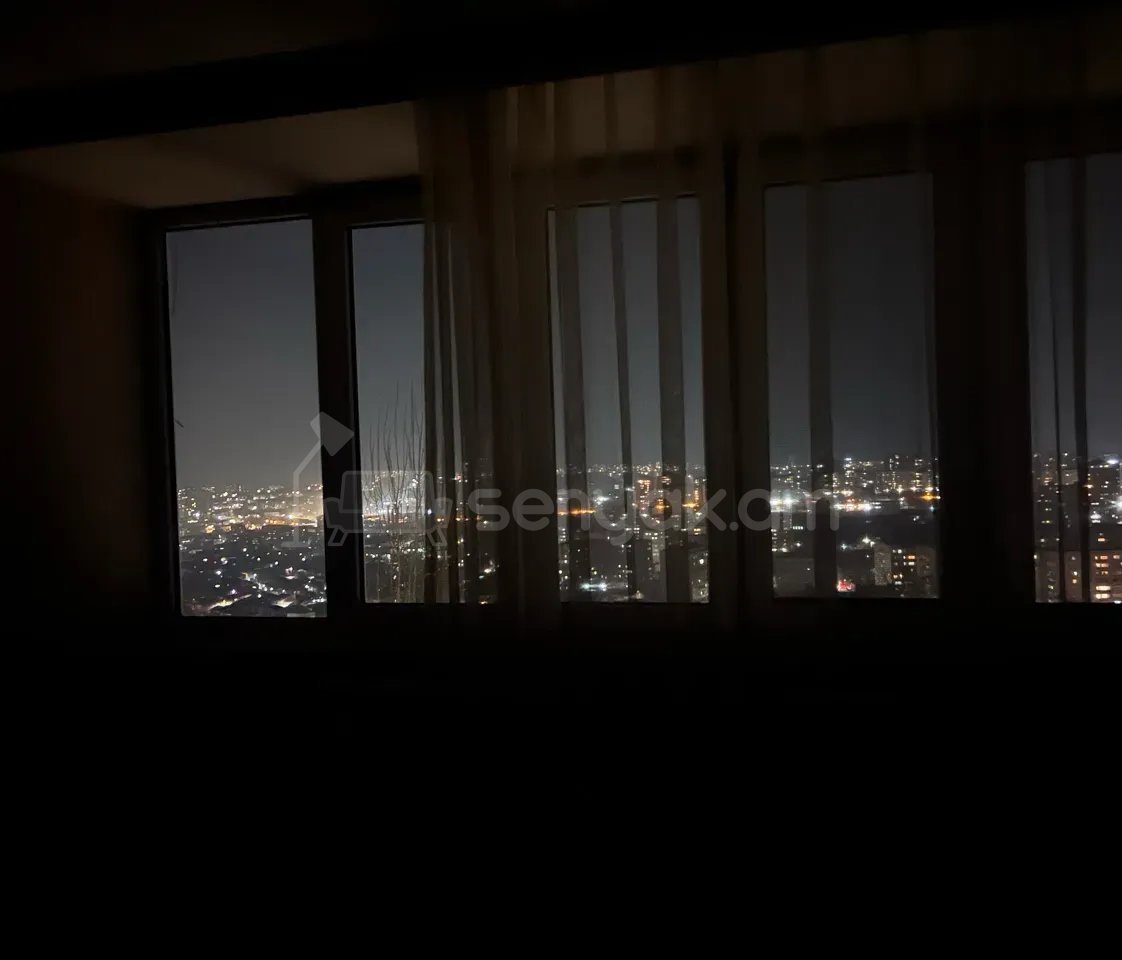 4 Սենյականոց Բնակարան, 89քմ, 5/9 հարկ, Կոսմետիկ Վերանորոգված