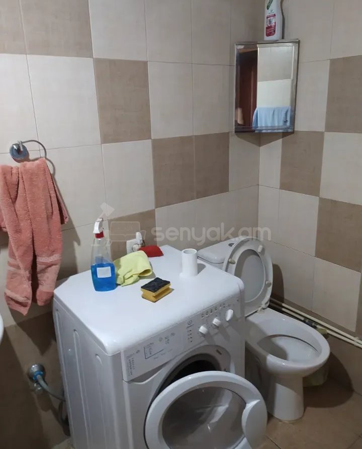 2 Սենյականոց Բնակարան Քարե Շենքում, 61քմ, 6/6 հարկ, Կապիտալ Վերանորոգված