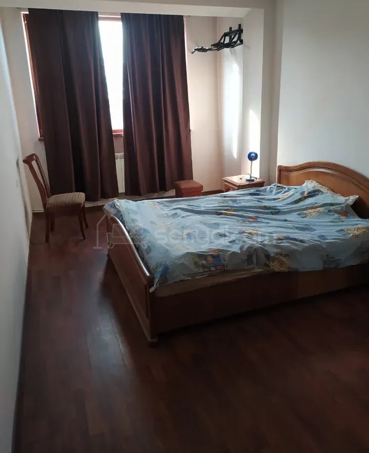 2 Սենյականոց Բնակարան Քարե Շենքում, 61քմ, 6/6 հարկ, Կապիտալ Վերանորոգված