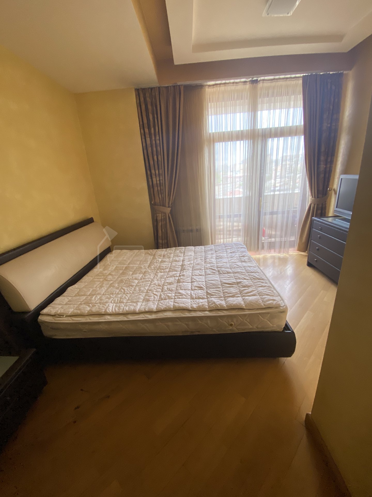 4 Սենյականոց Բնակարան Նորակառույցում, 140քմ, 7/10 հարկ, Դիզայներական Վերանորոգված, Կահավորված, Արևկող