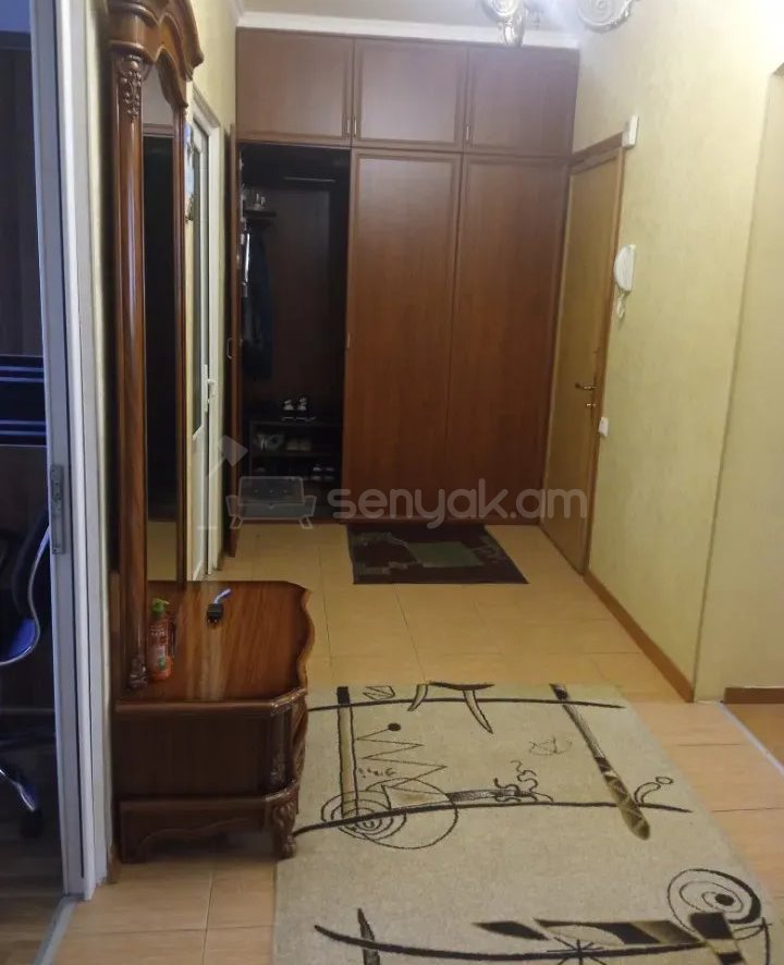 4 Սենյականոց Բնակարան, 92քմ, 8/9 հարկ, Կոսմետիկ Վերանորոգված