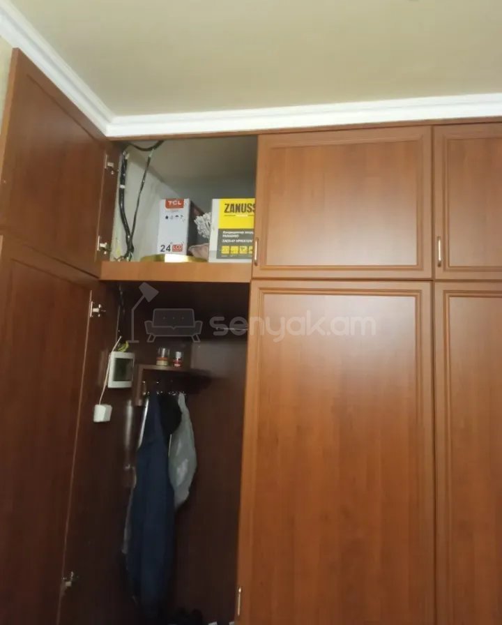 4 Սենյականոց Բնակարան, 92քմ, 8/9 հարկ, Կոսմետիկ Վերանորոգված