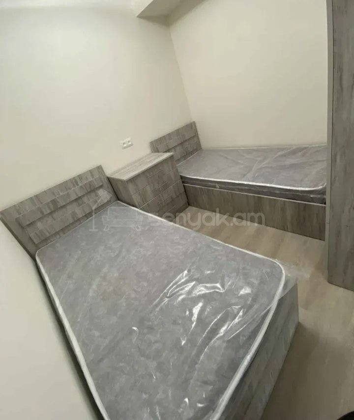 2 Սենյականոց Բնակարան Քարե Շենքում, 52քմ, 1/9 հարկ, Կապիտալ Վերանորոգված, Կահավորված, Արևկող