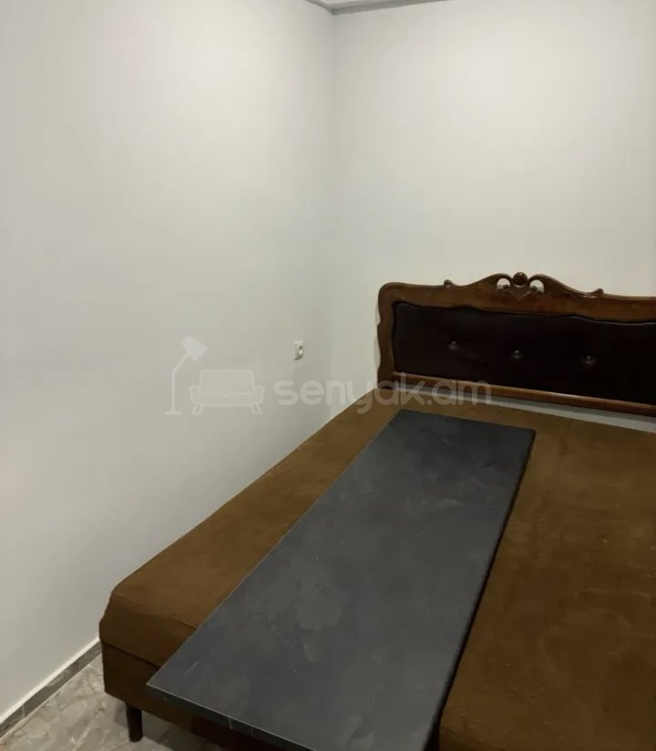 2 Սենյականոց Բնակարան Քարե Շենքում, 54քմ, 1/1 հարկ, Կապիտալ Վերանորոգված, Կահավորված, Արևկող