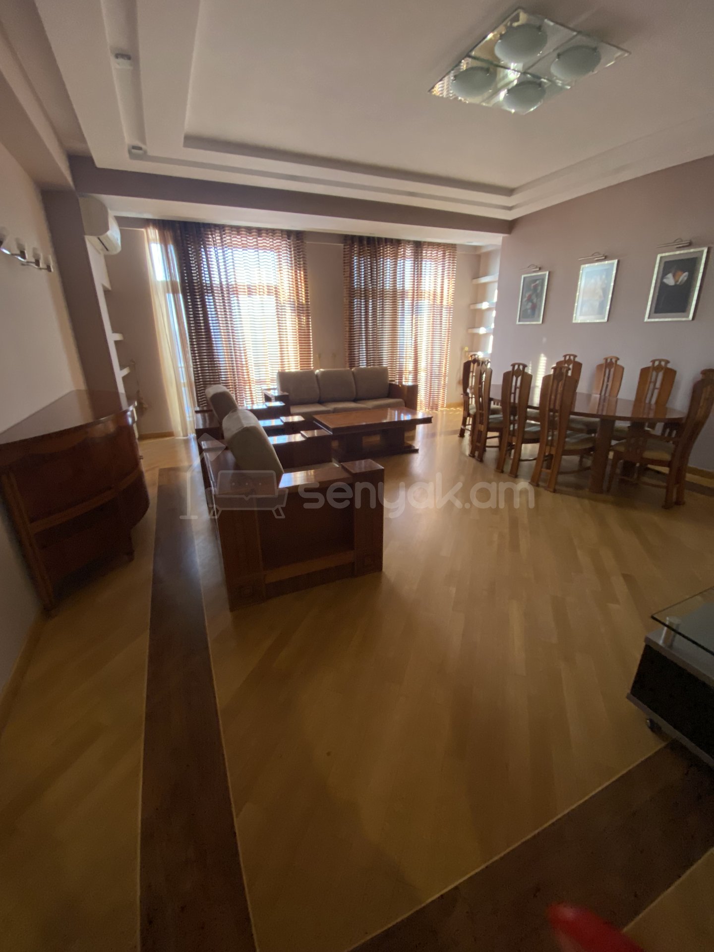 4 Սենյականոց Բնակարան, 140քմ, 7/12 հարկ, Դիզայներական Վերանորոգված