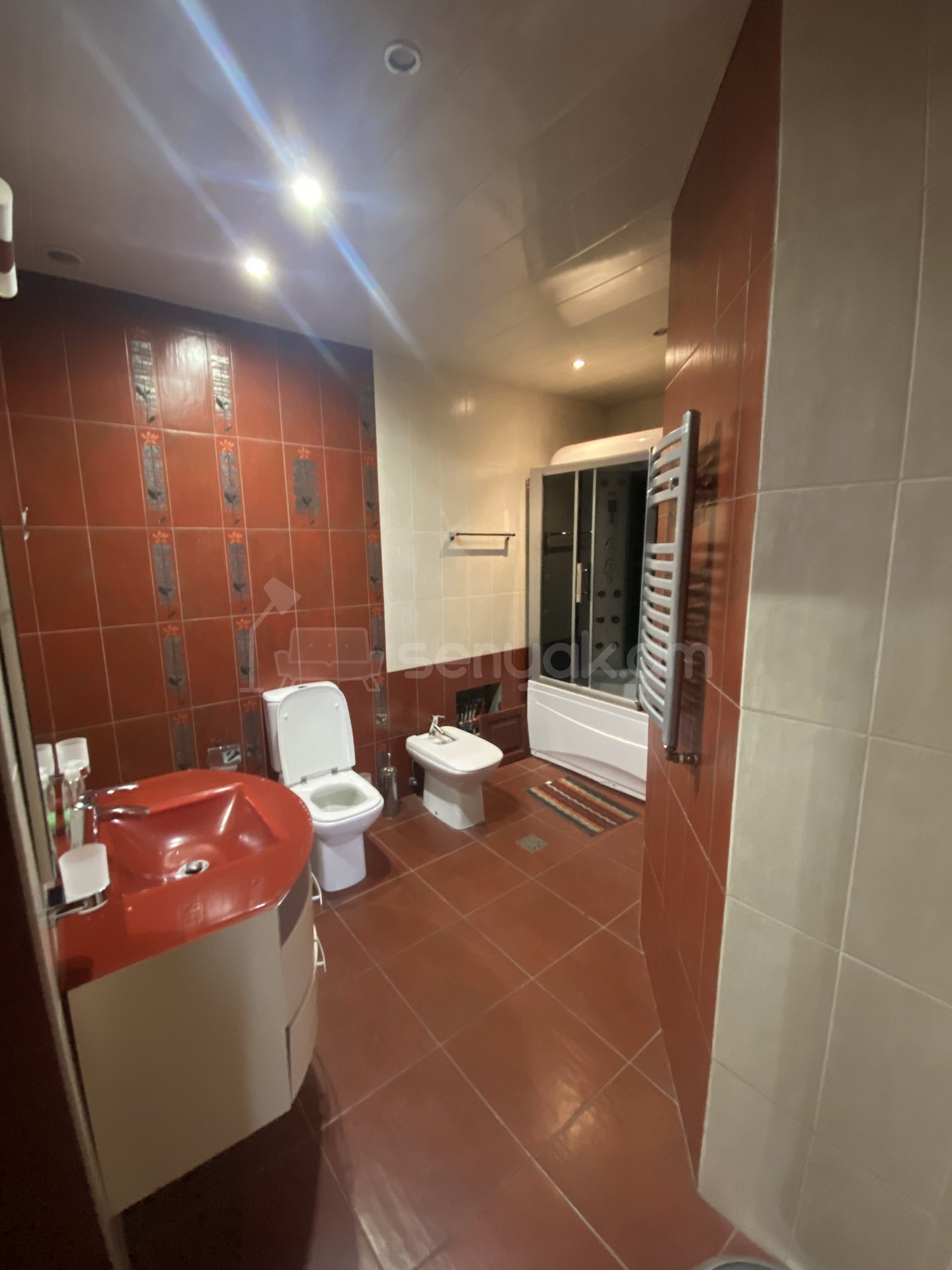 4 Սենյականոց Բնակարան, 140քմ, 7/12 հարկ, Դիզայներական Վերանորոգված