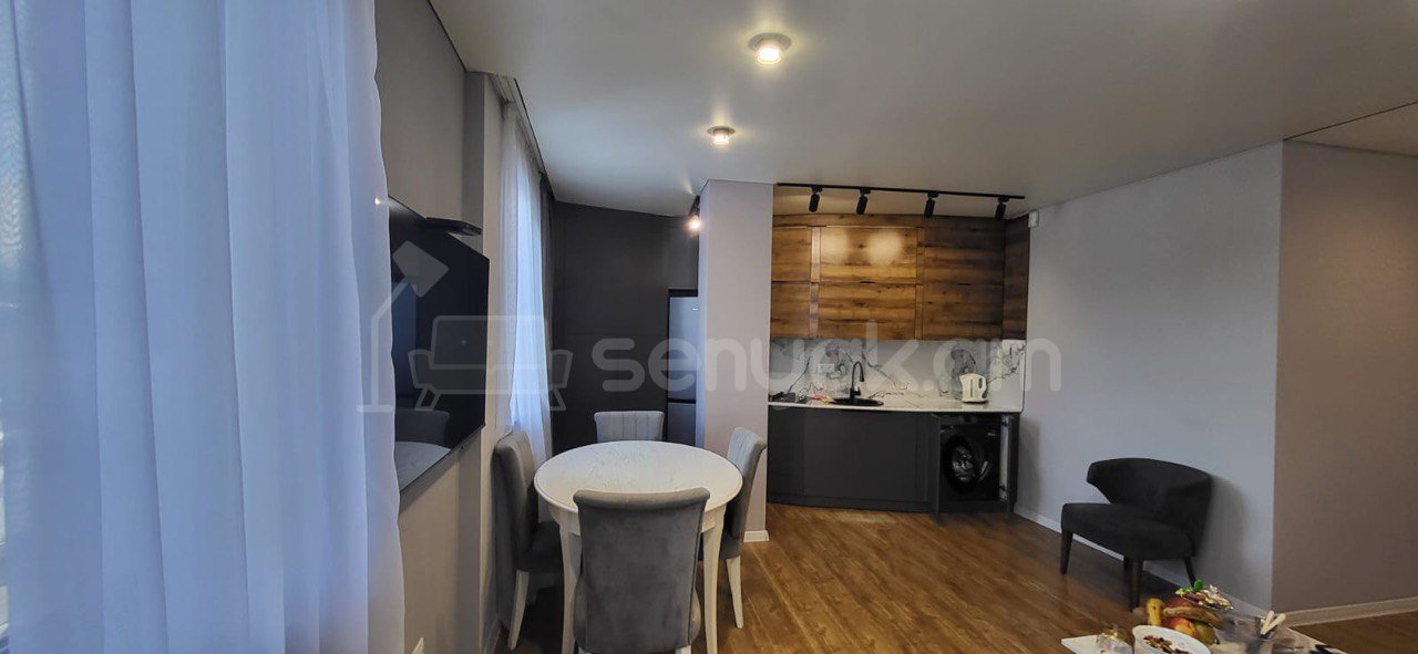 3 Սենյականոց Բնակարան, 65քմ, 9/12 հարկ, Կապիտալ Վերանորոգված, Կահավորված, Արևկող