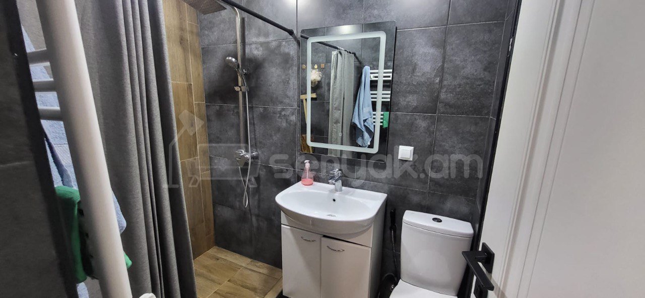 3 Սենյականոց Բնակարան, 65քմ, 9/12 հարկ, Կապիտալ Վերանորոգված, Կահավորված, Արևկող