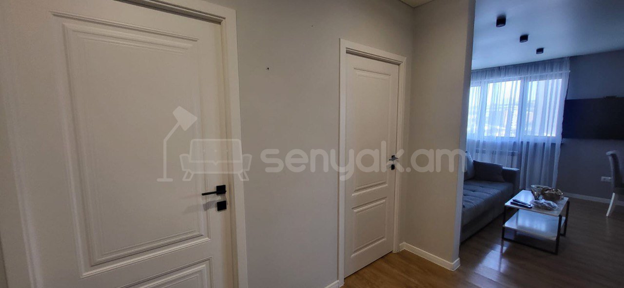 3 Սենյականոց Բնակարան, 65քմ, 9/12 հարկ, Կապիտալ Վերանորոգված, Կահավորված, Արևկող