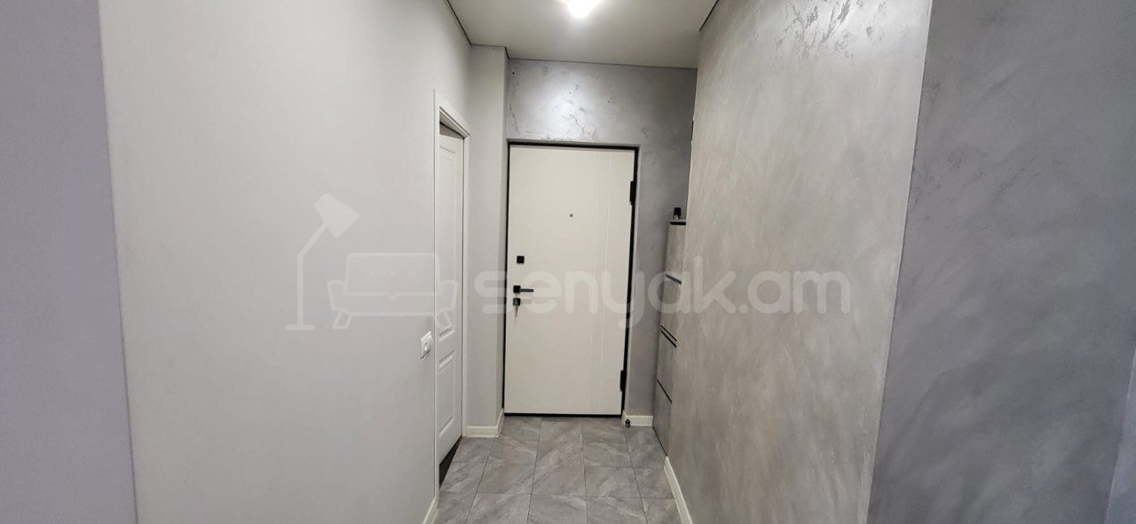 3 Սենյականոց Բնակարան, 65քմ, 9/12 հարկ, Կապիտալ Վերանորոգված, Կահավորված, Արևկող