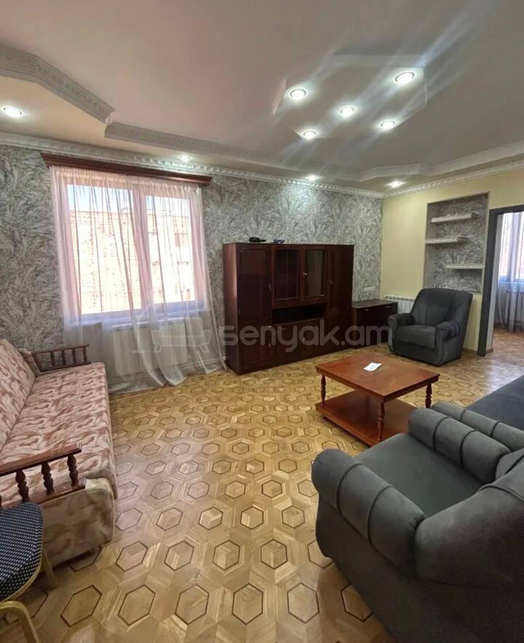 2 Սենյականոց Բնակարան, 67քմ, 9/9 հարկ, Կապիտալ Վերանորոգված, Կահավորված, Արևկող