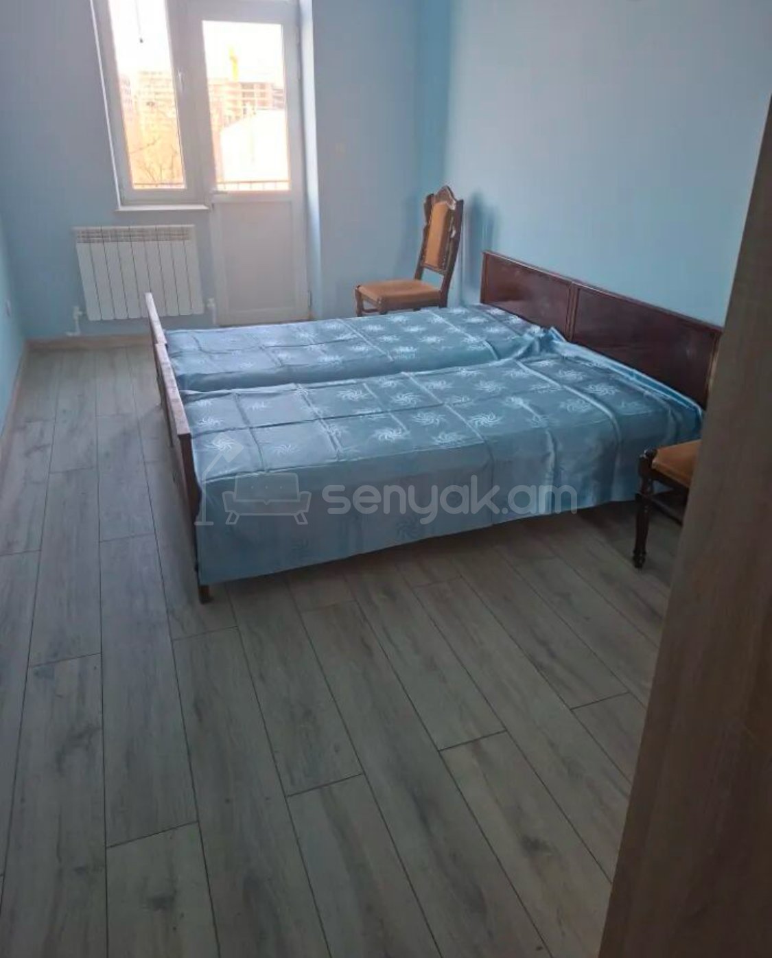 3 Սենյականոց Բնակարան Քարե Շենքում, 70քմ, 2/4 հարկ, Կապիտալ Վերանորոգված, Մասամբ Կահավորված