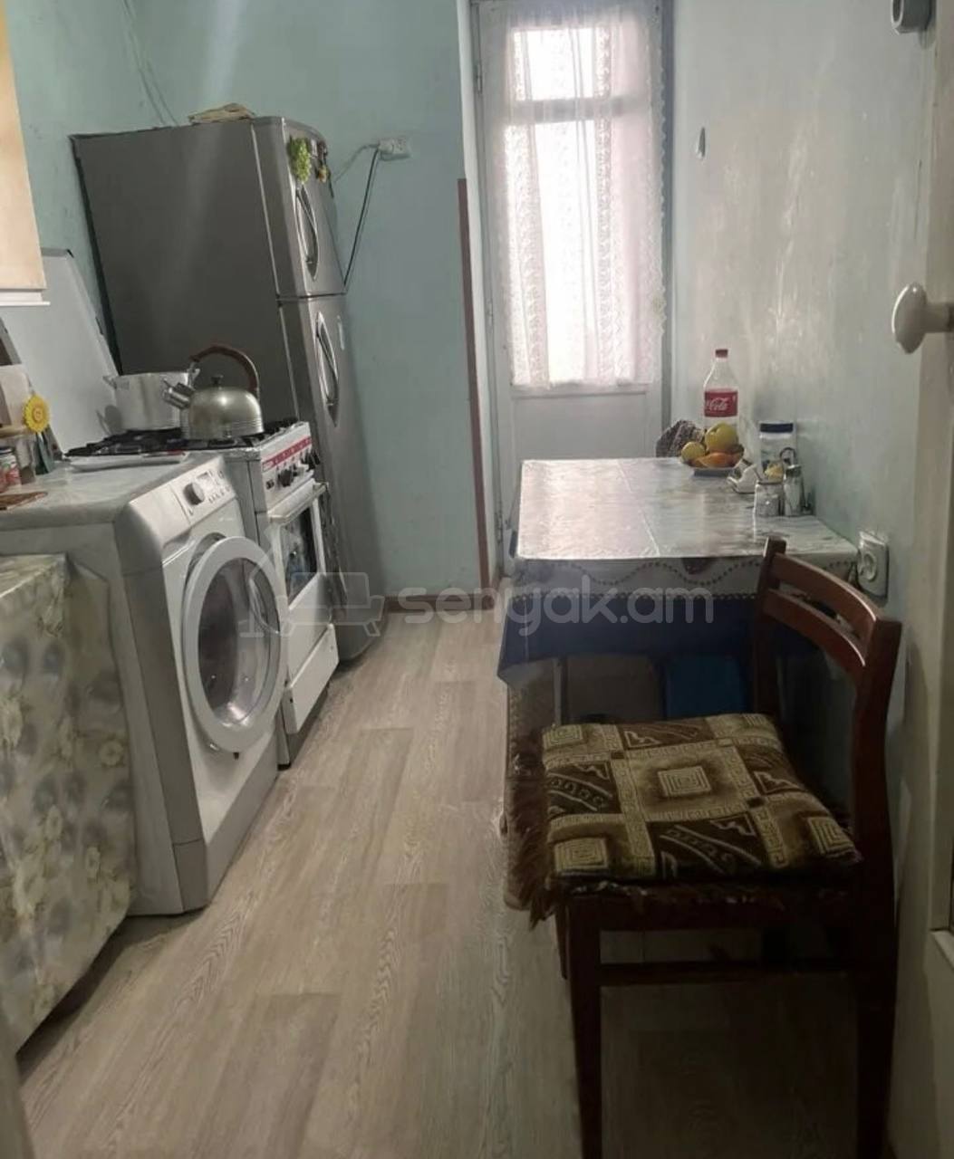 3 Սենյականոց Բնակարան Քարե Շենքում, 67քմ, 3/5 հարկ, Նորմալ Վիճակում, Կահավորված, Արևկող